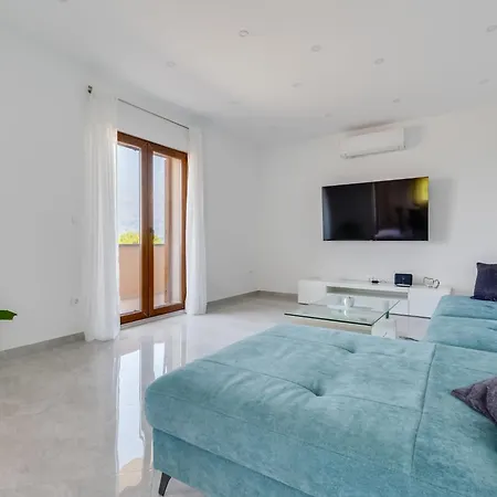 Ferienhaus Holiday Lorena By Interhome *