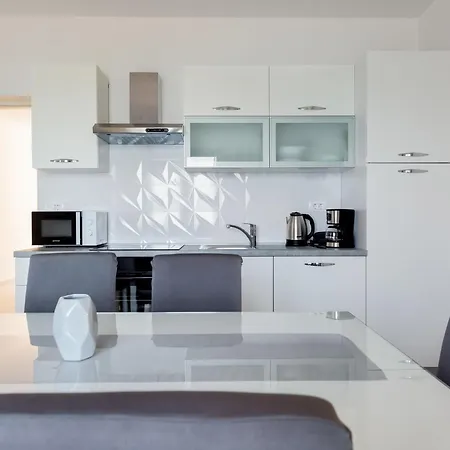 Holiday Lorena By Interhome Vikendica *